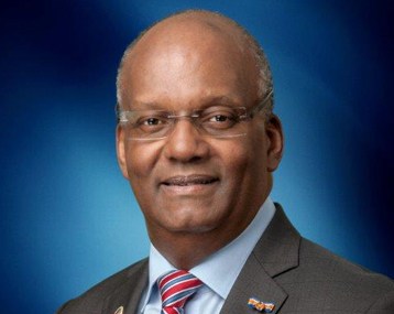 dennis richardson sint maarten politie nederland corruptie